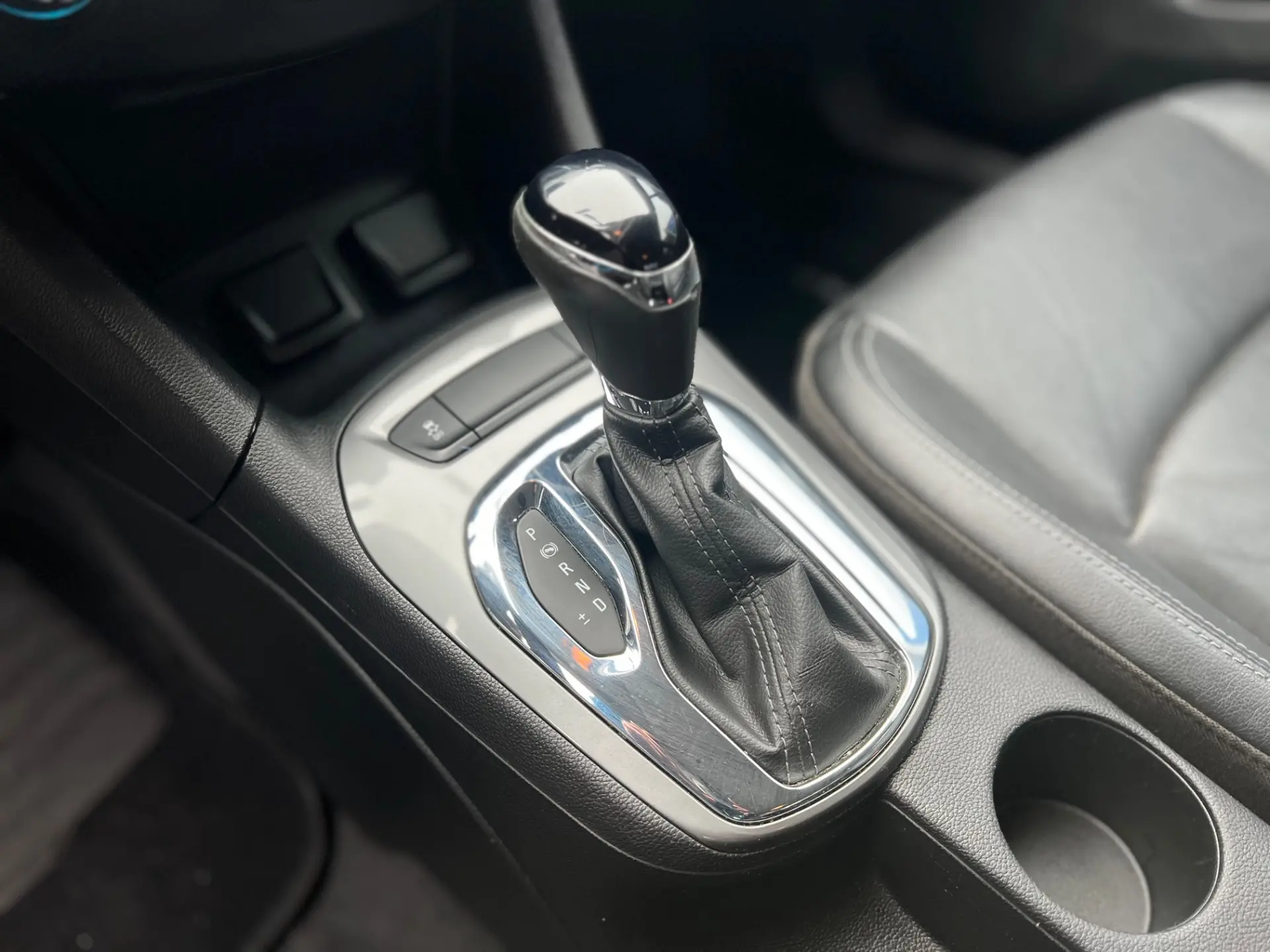 CHEVROLET Cruze Sedan - Foto