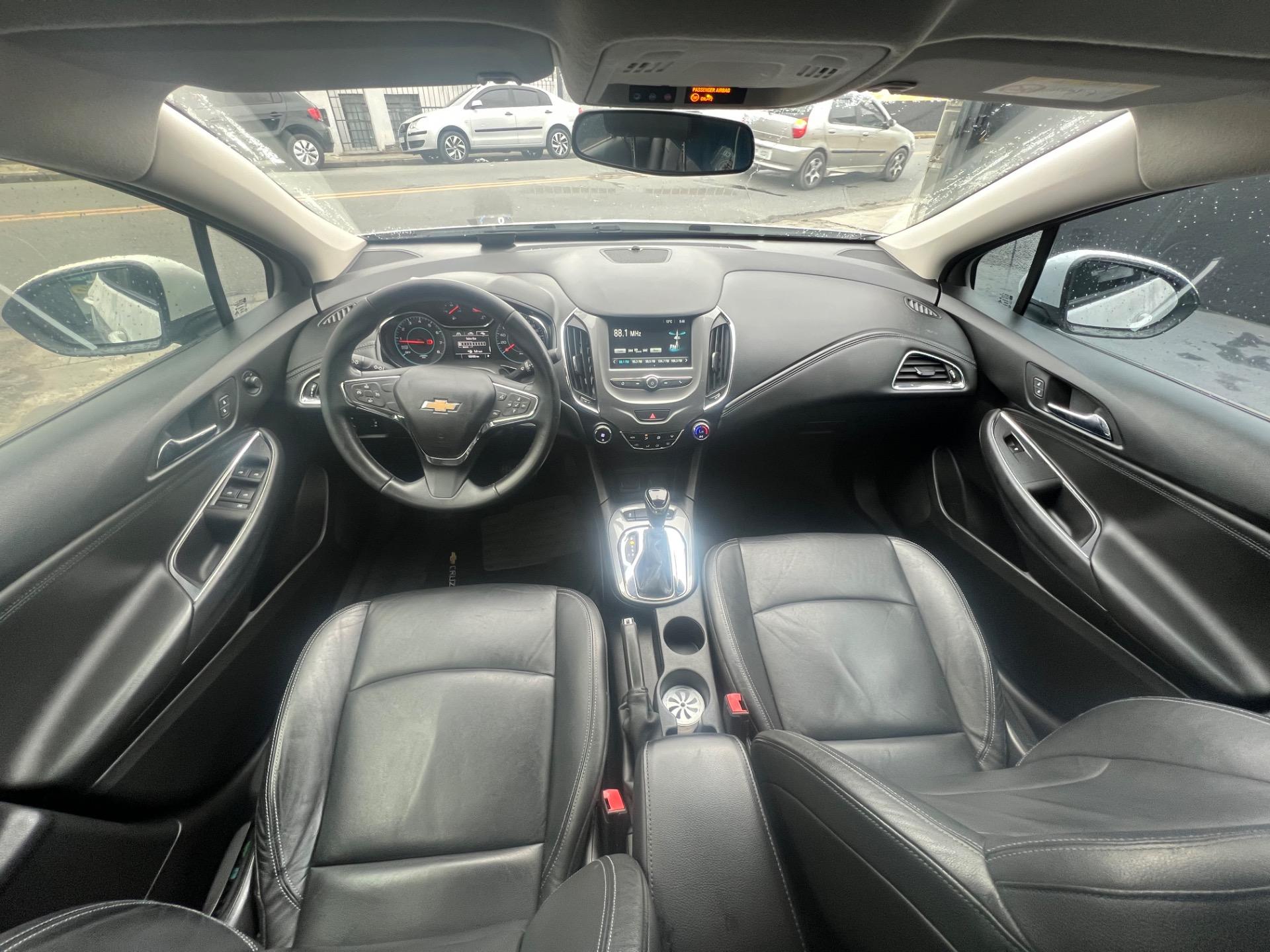 CHEVROLET Cruze Sedan - Foto