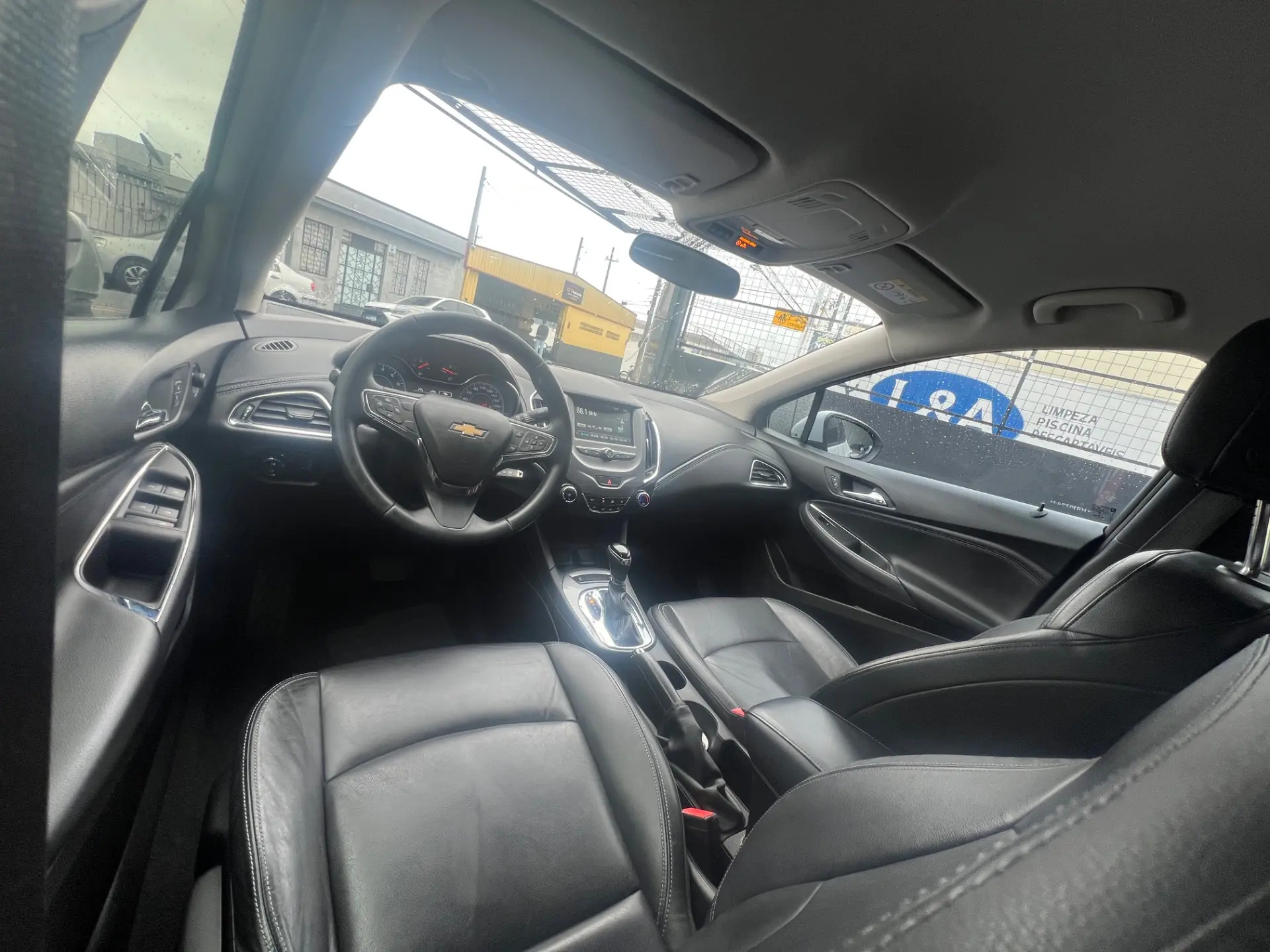 CHEVROLET Cruze Sedan - Foto