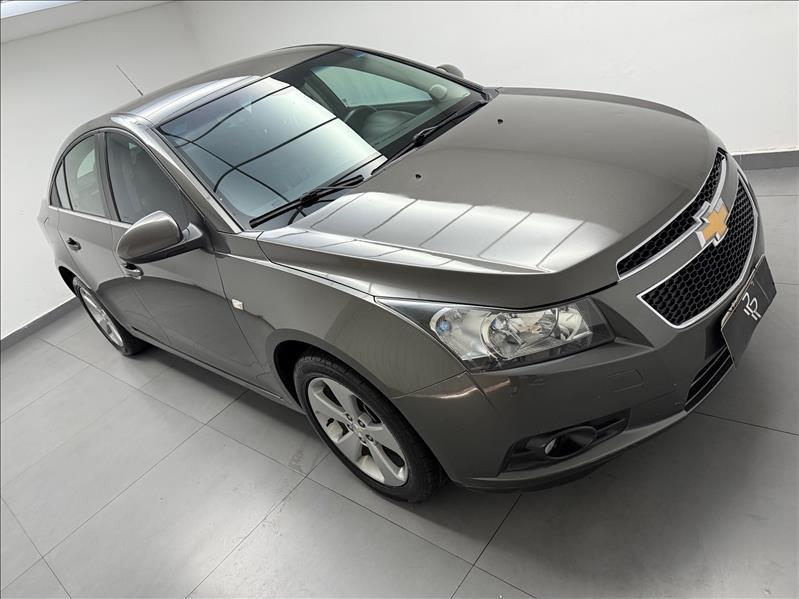 CHEVROLET Cruze Sedan - Foto