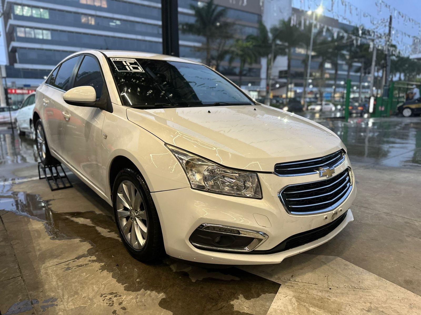 CHEVROLET Cruze Sedan - Foto