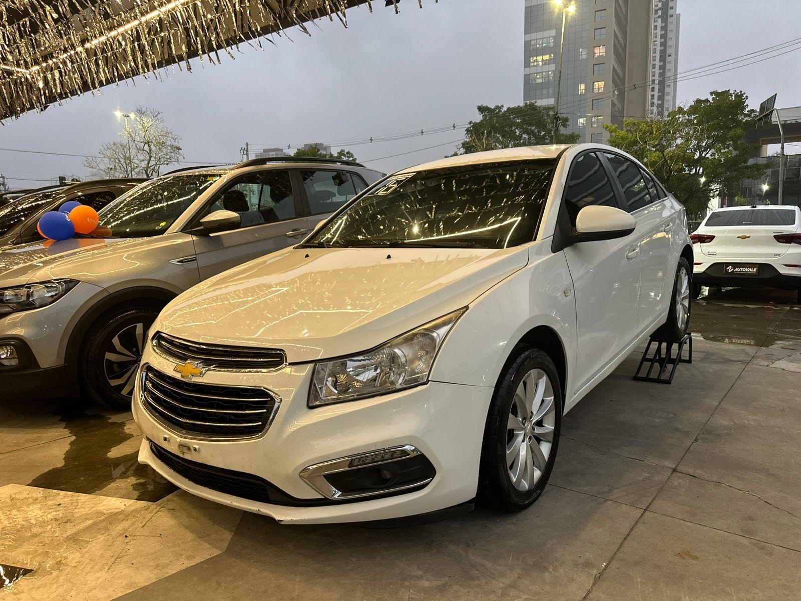 CHEVROLET Cruze Sedan - Foto