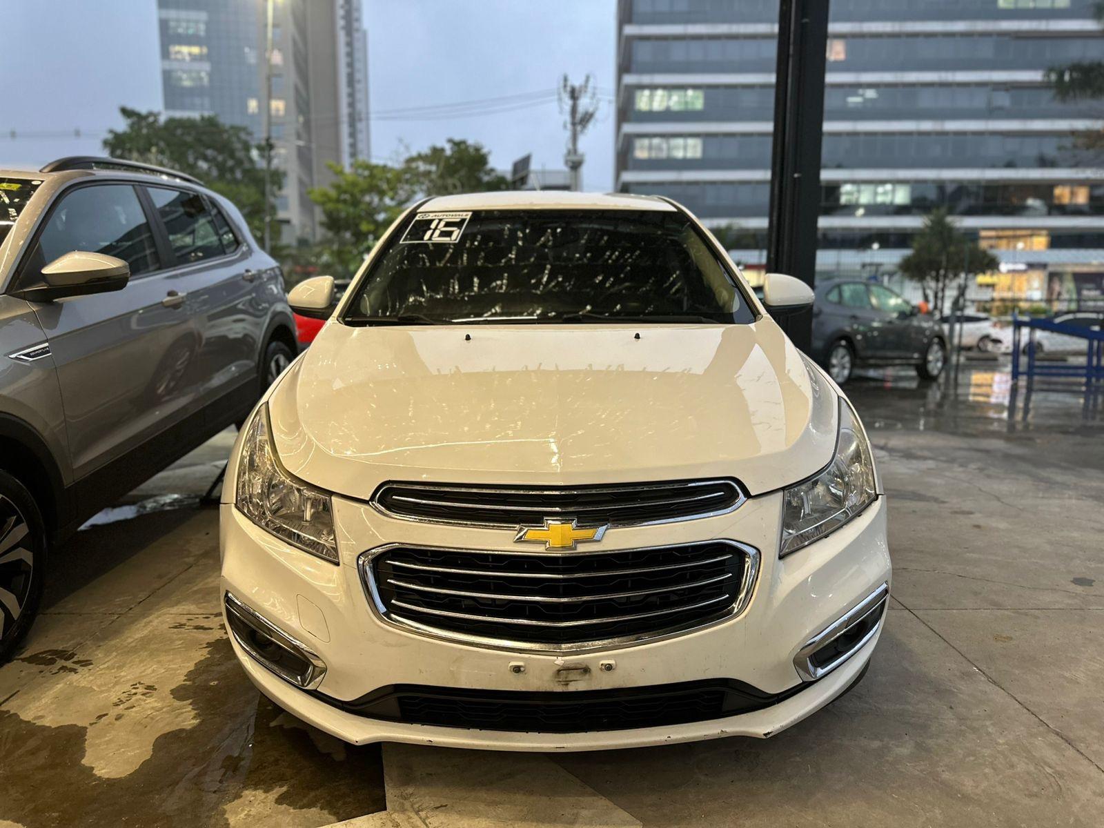 CHEVROLET Cruze Sedan - Foto
