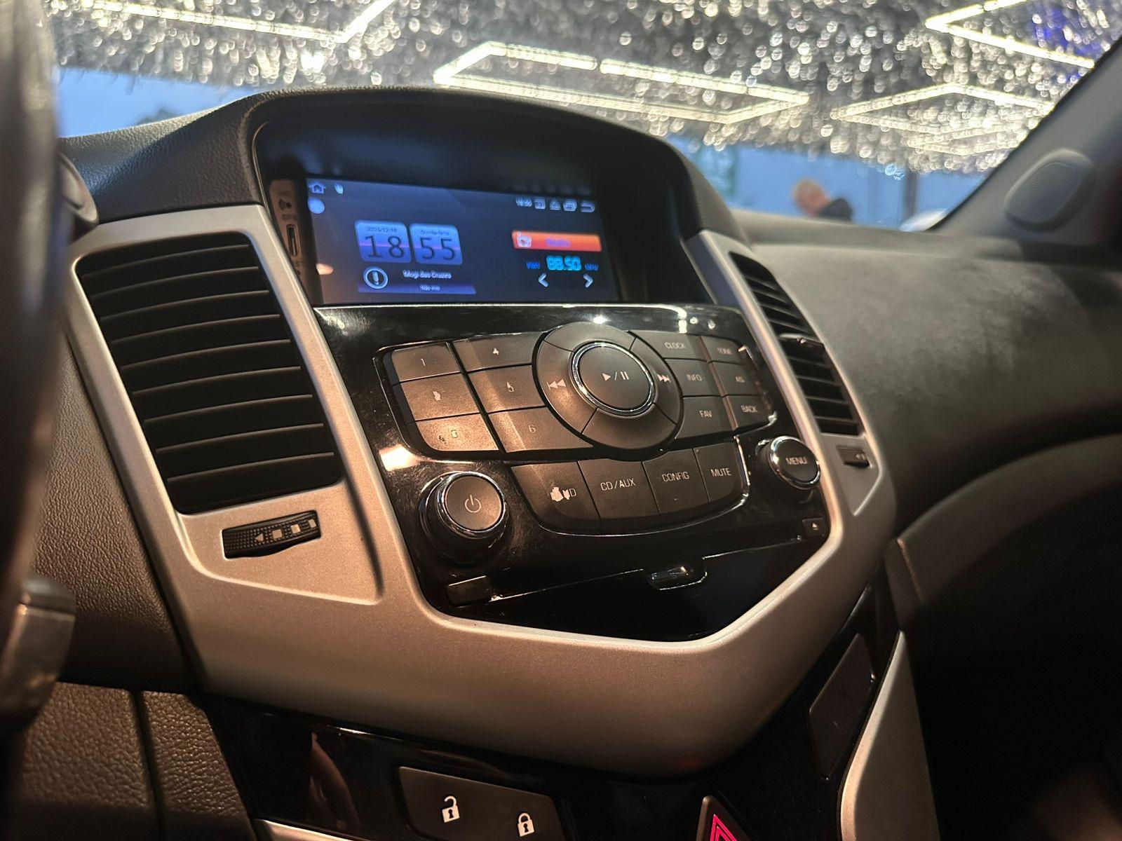 CHEVROLET Cruze Sedan - Foto