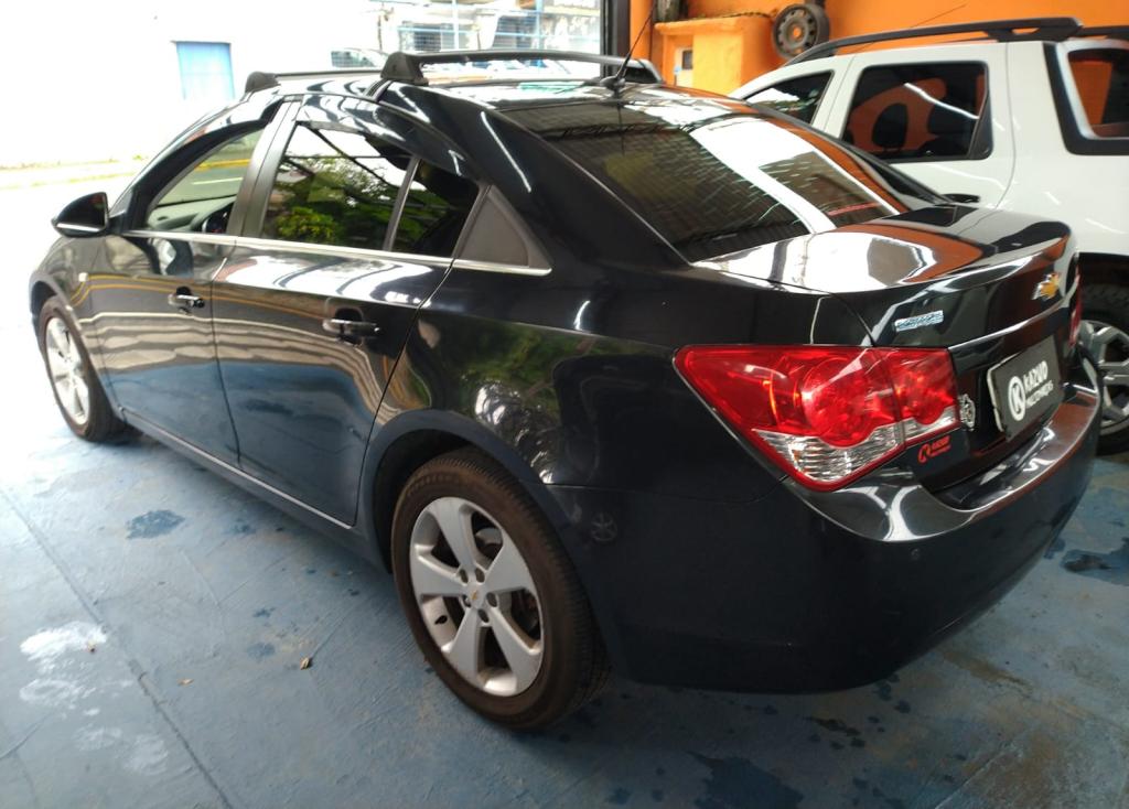 CHEVROLET Cruze Sedan - Foto