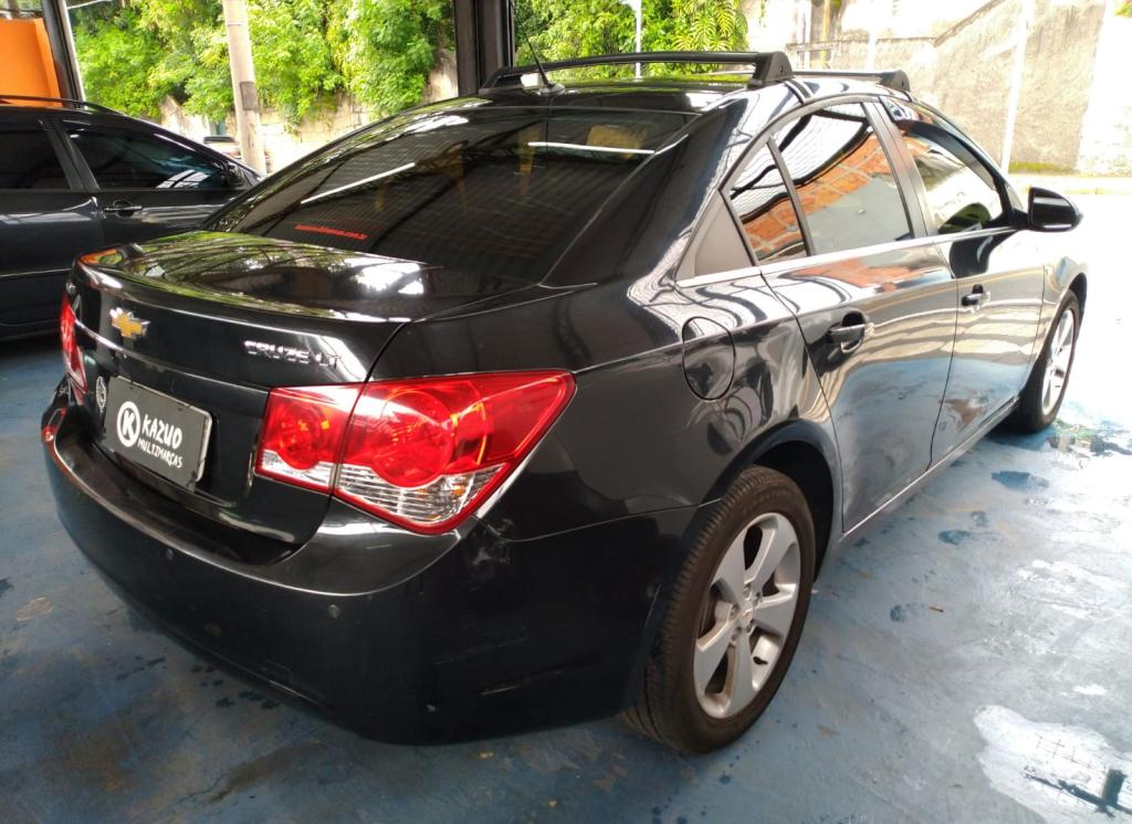 CHEVROLET Cruze Sedan - Foto