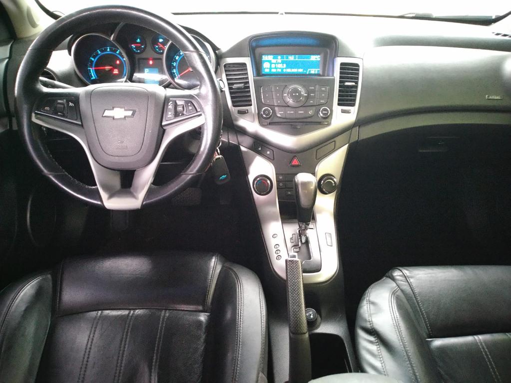 CHEVROLET Cruze Sedan - Foto