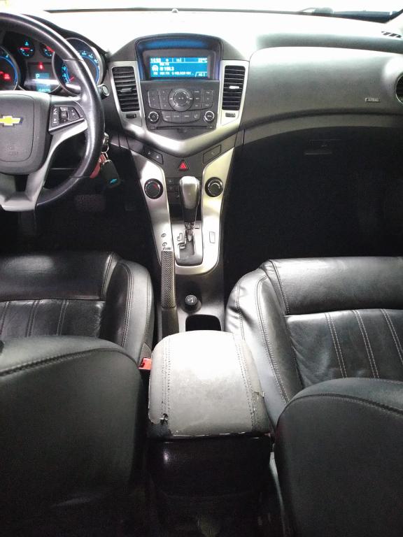 CHEVROLET Cruze Sedan - Foto