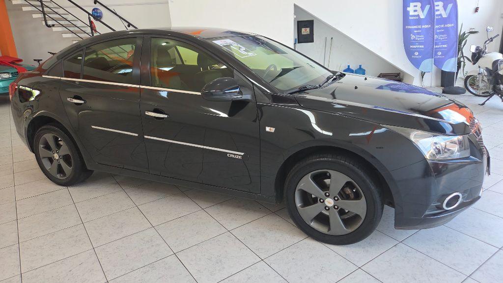 CHEVROLET Cruze Sedan - Foto