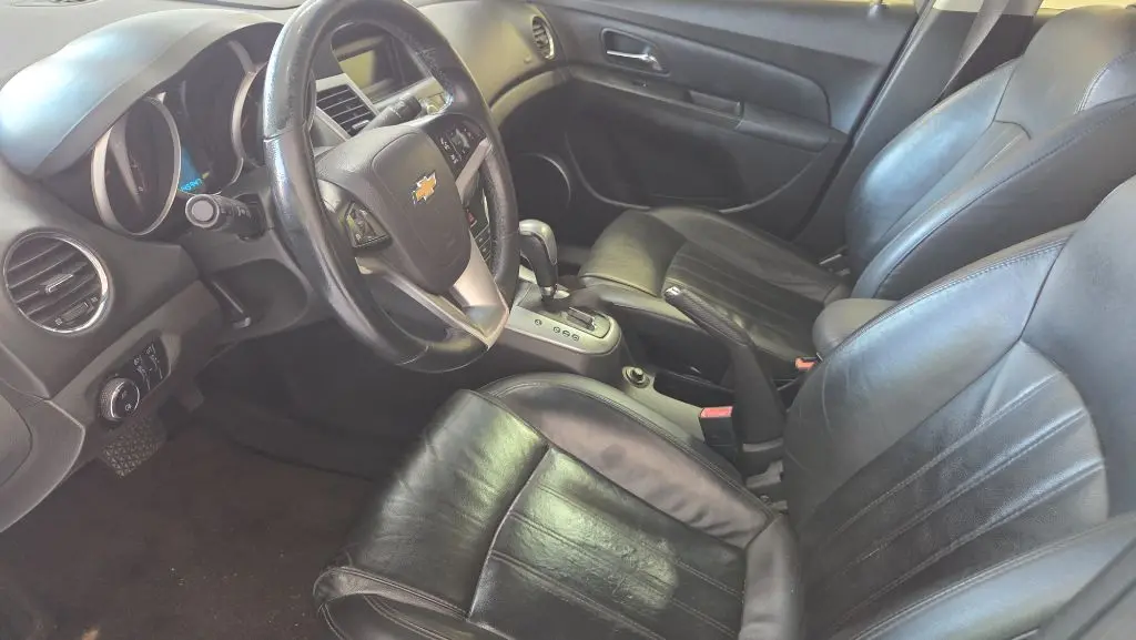CHEVROLET Cruze Sedan - Foto