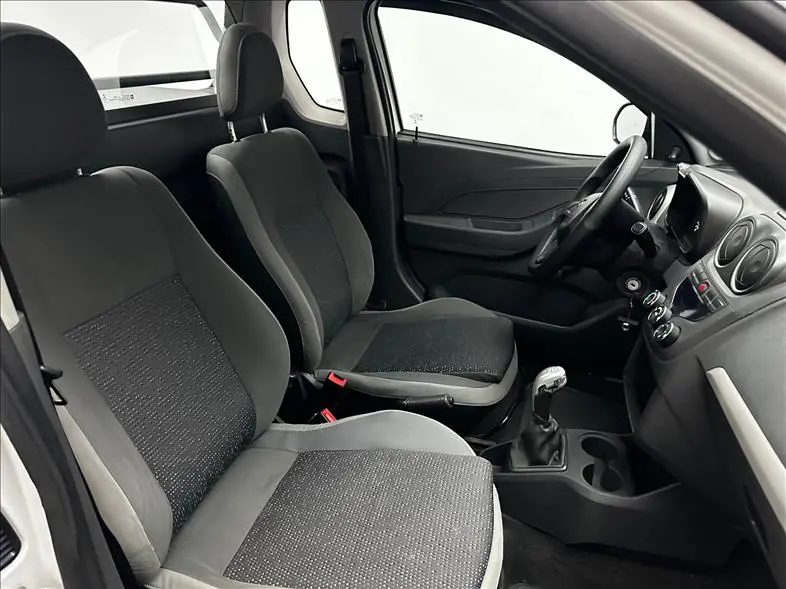 CHEVROLET Montana - Foto