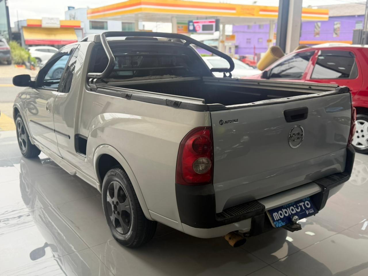 CHEVROLET Montana - Foto
