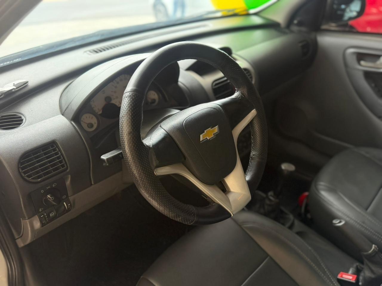 CHEVROLET Montana - Foto