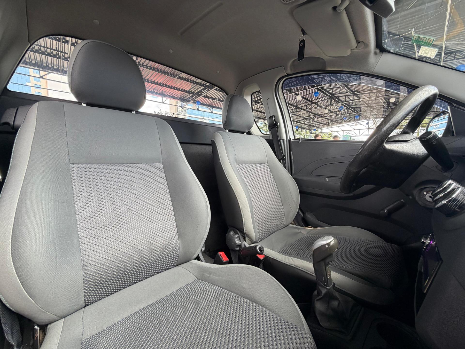 CHEVROLET Montana - Foto