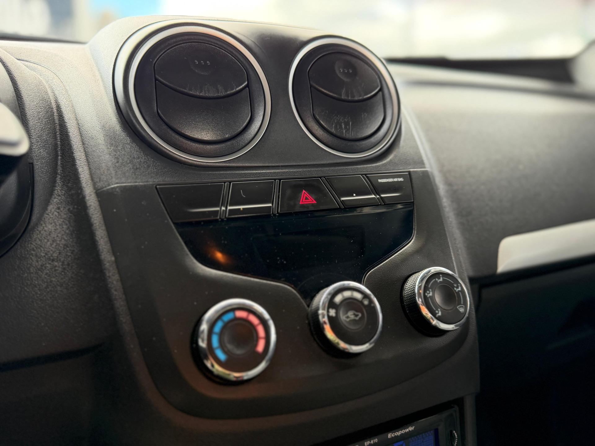 CHEVROLET Montana - Foto