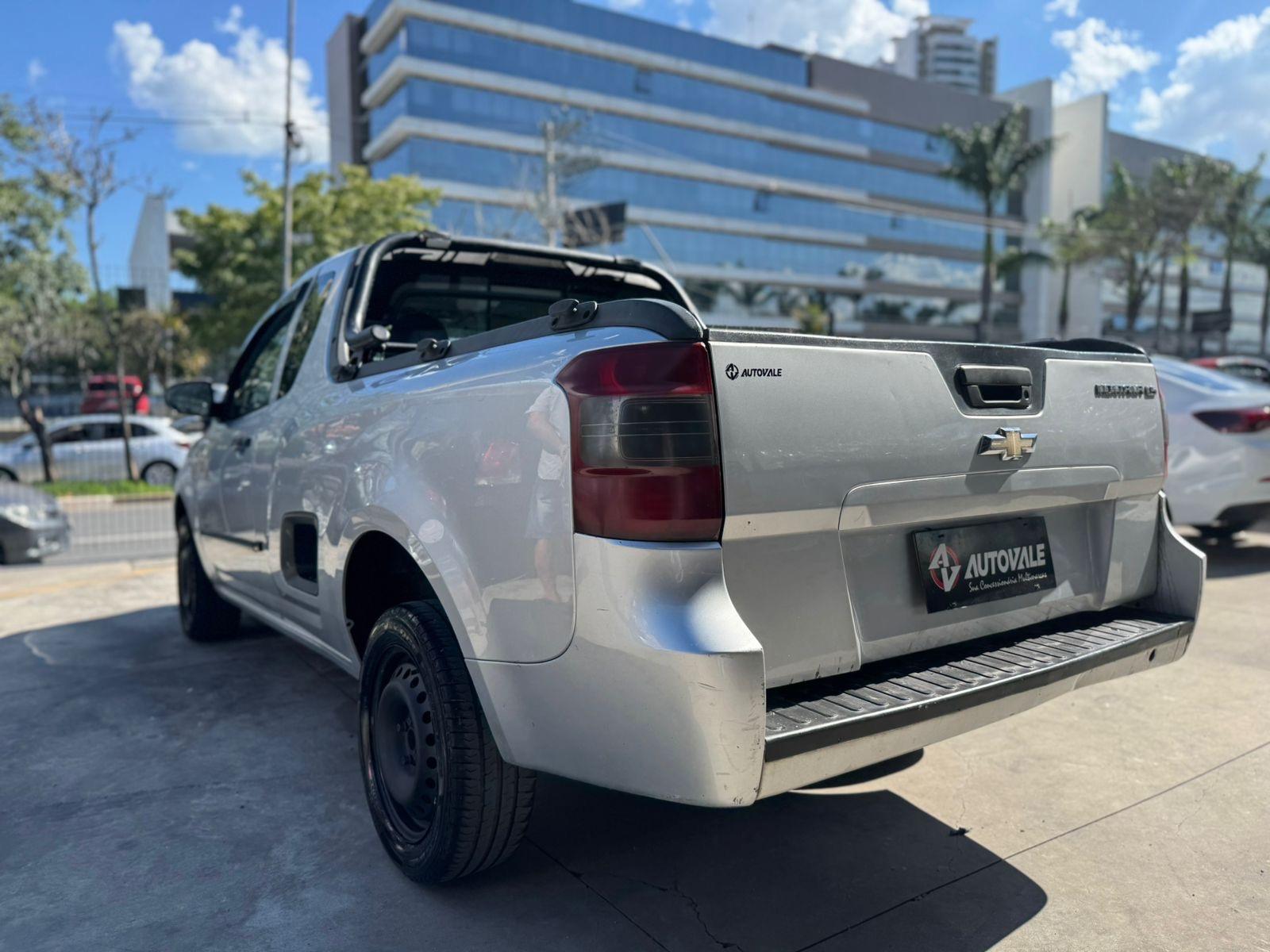 CHEVROLET Montana - Foto