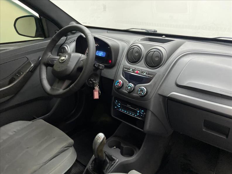 CHEVROLET Montana - Foto