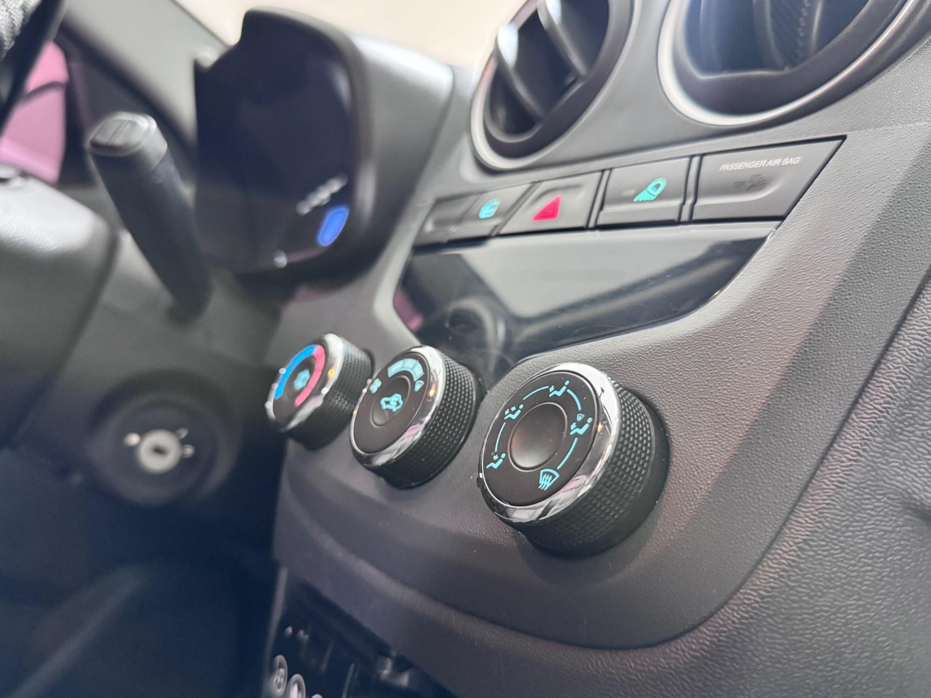 CHEVROLET Montana - Foto