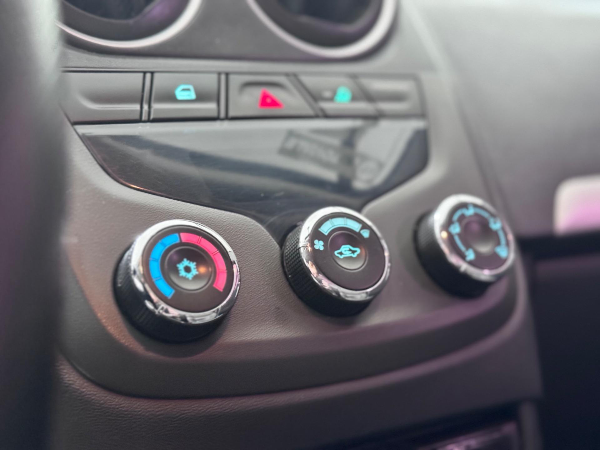 CHEVROLET Montana - Foto