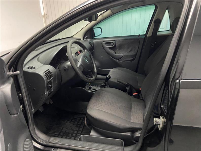 CHEVROLET Montana - Foto