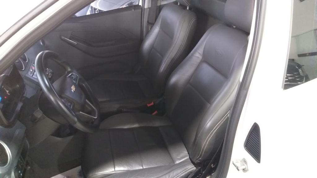 CHEVROLET Montana - Foto