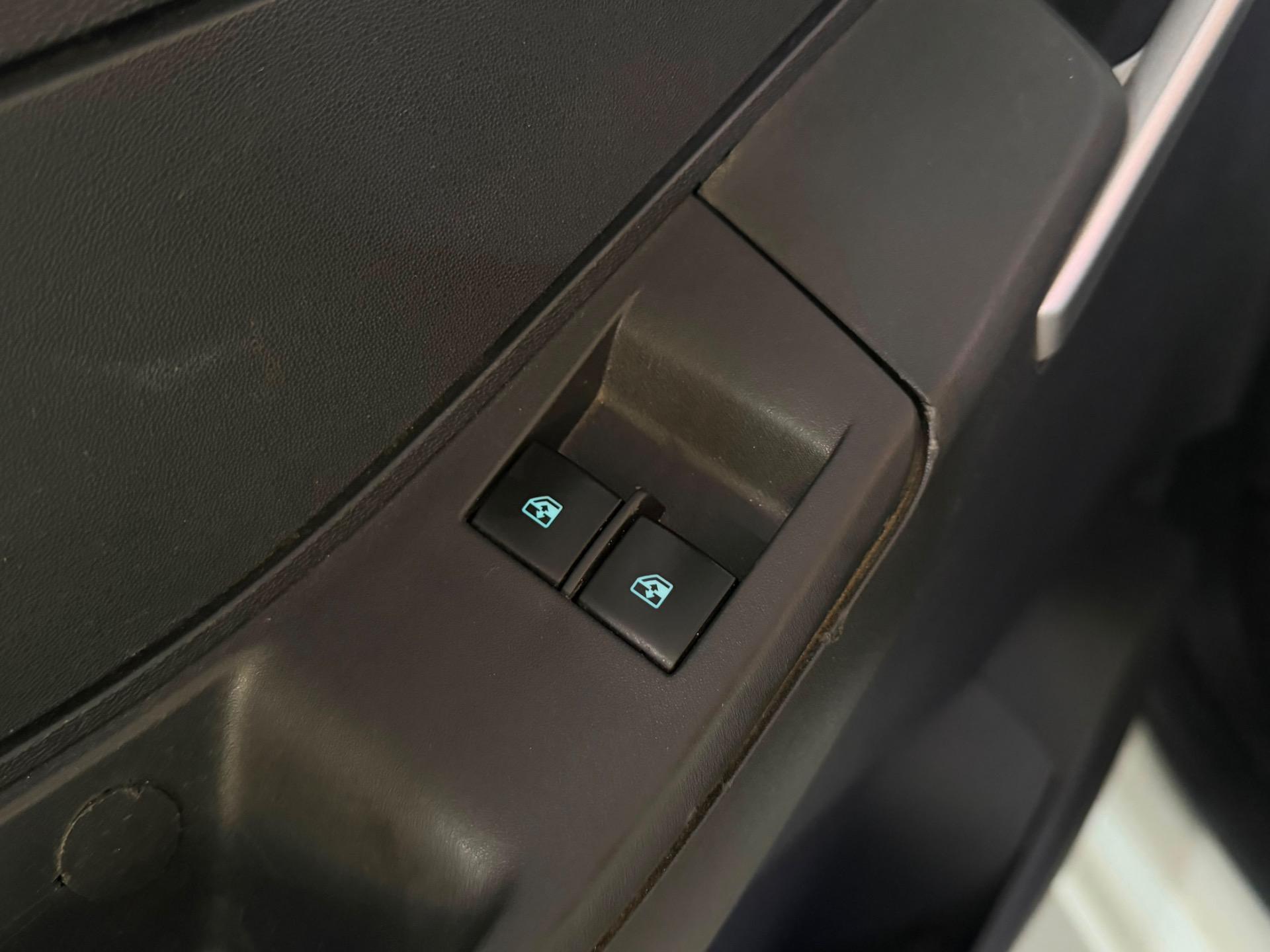 CHEVROLET Montana - Foto