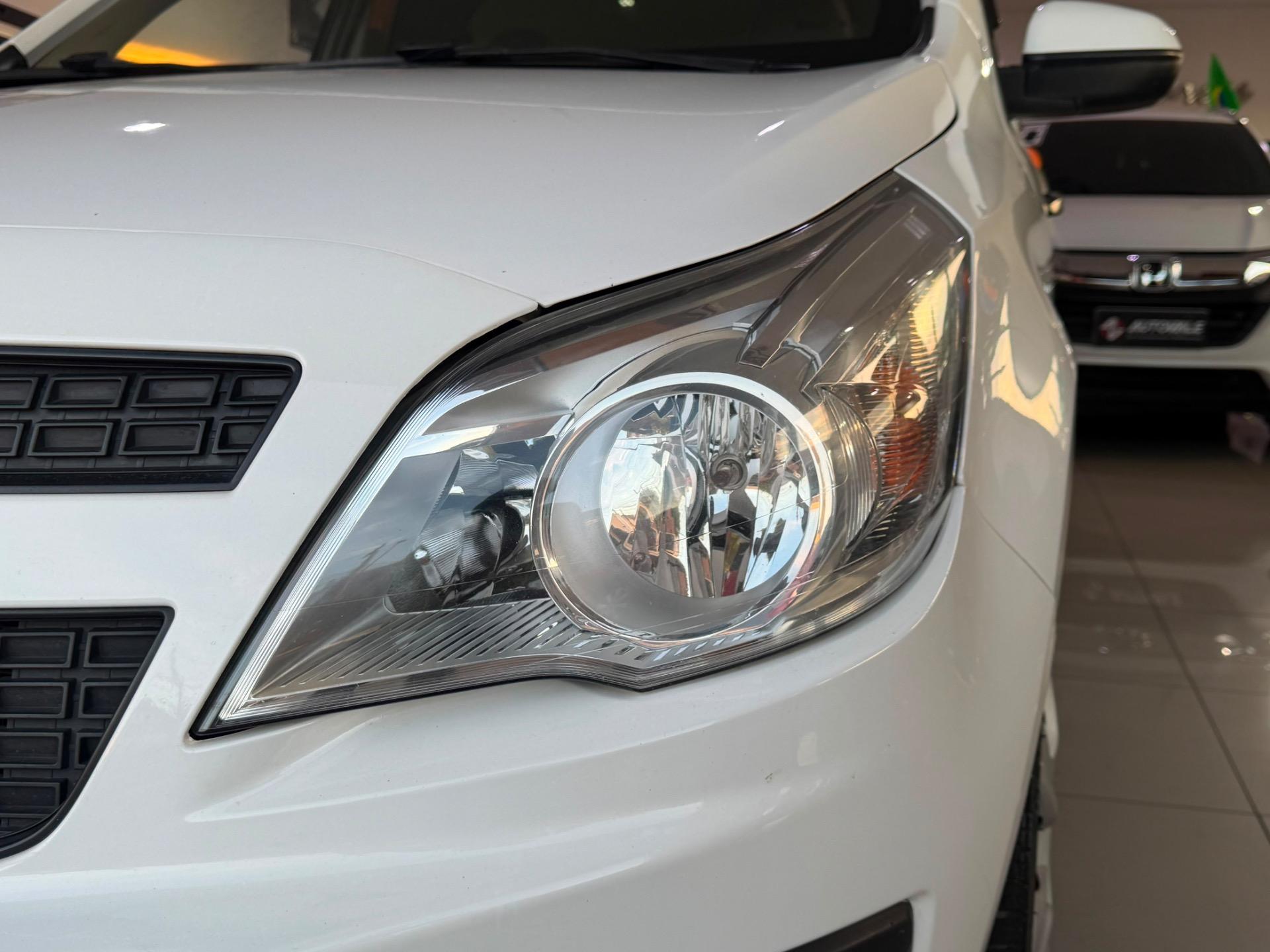 CHEVROLET Montana - Foto