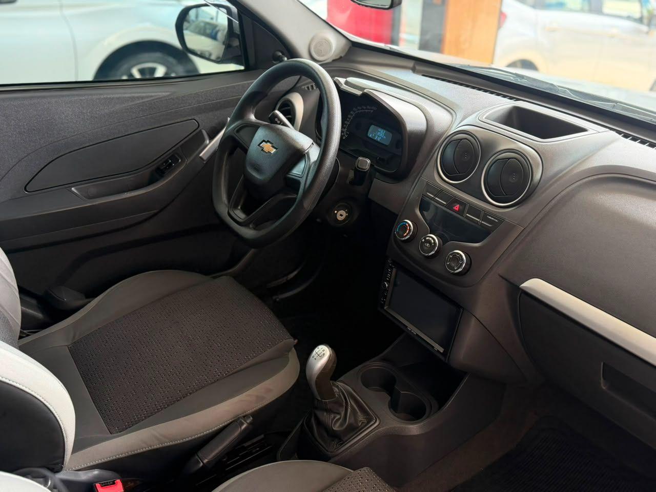 CHEVROLET Montana - Foto