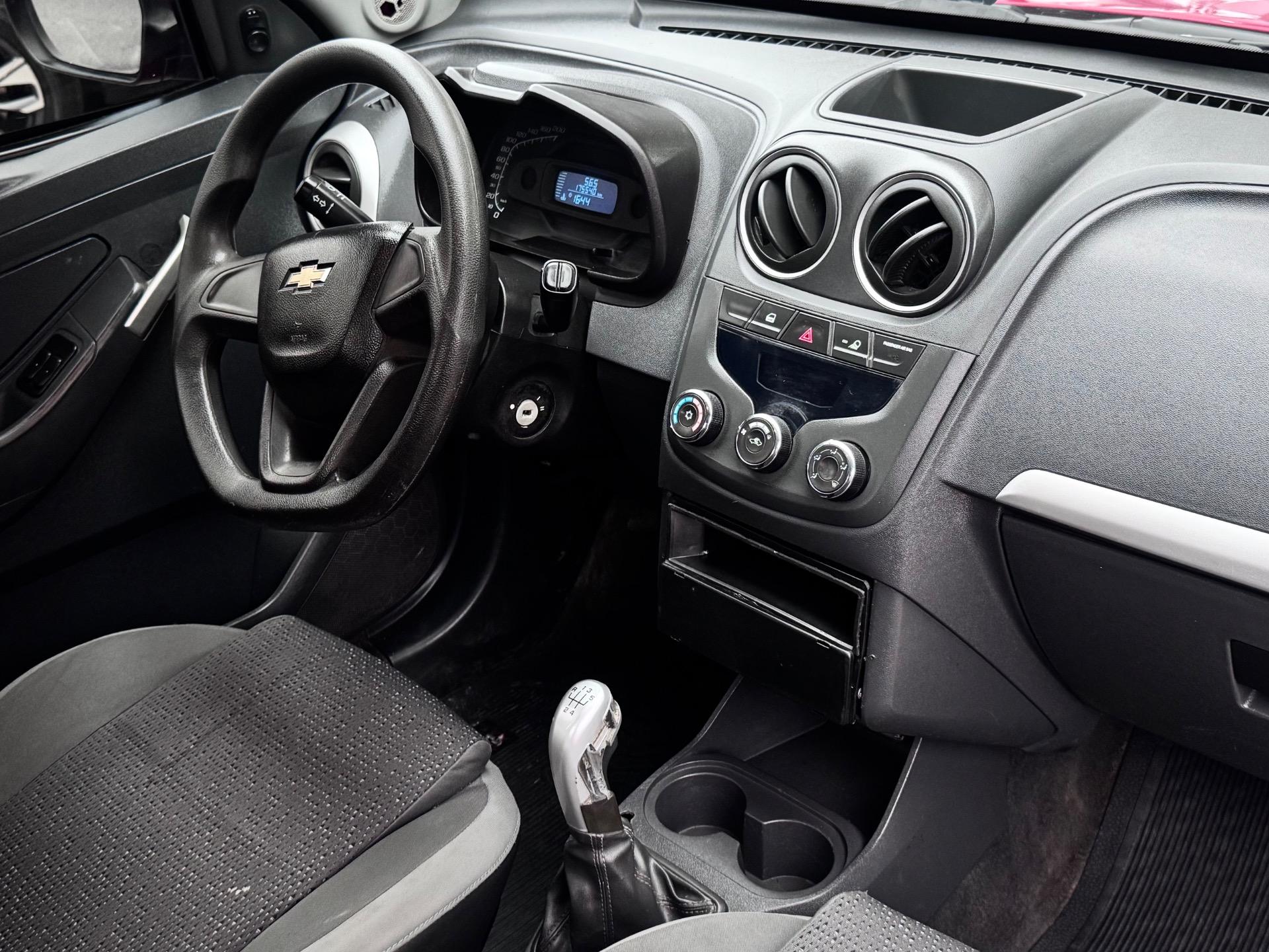 CHEVROLET Montana - Foto