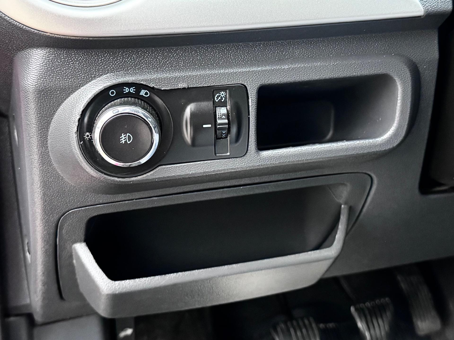 CHEVROLET Montana - Foto