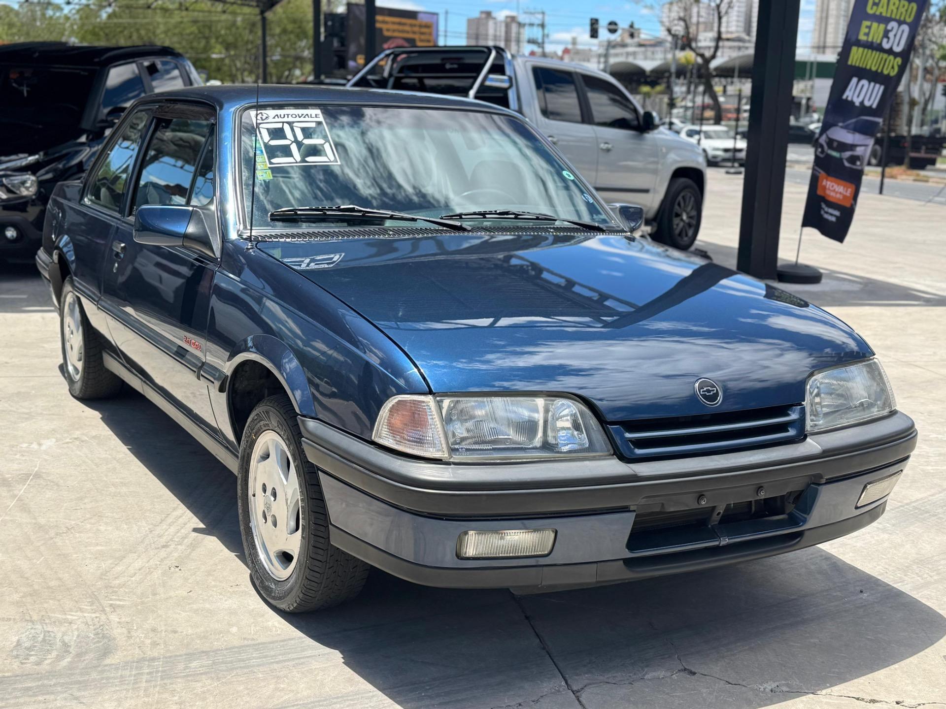 CHEVROLET Monza Sedan - Foto