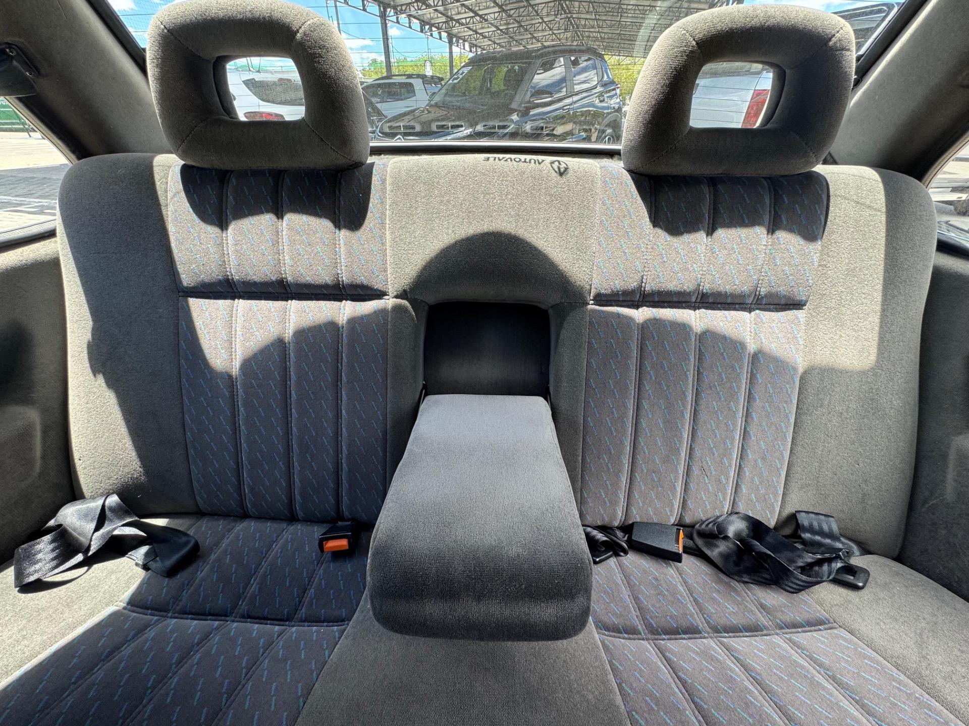 CHEVROLET Monza Sedan - Foto