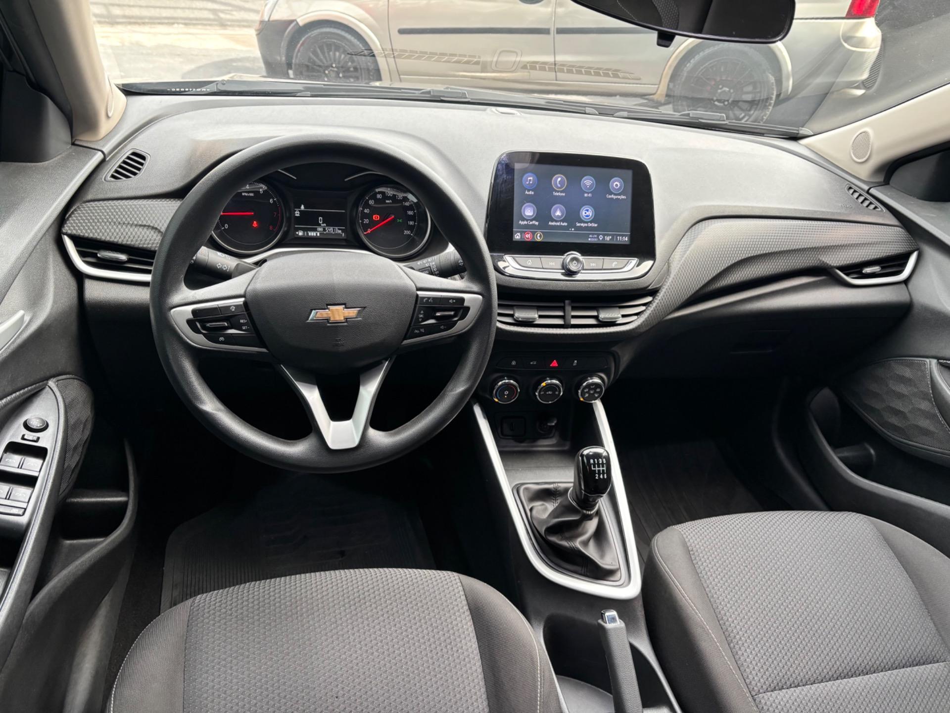 CHEVROLET Onix Hatch - Foto