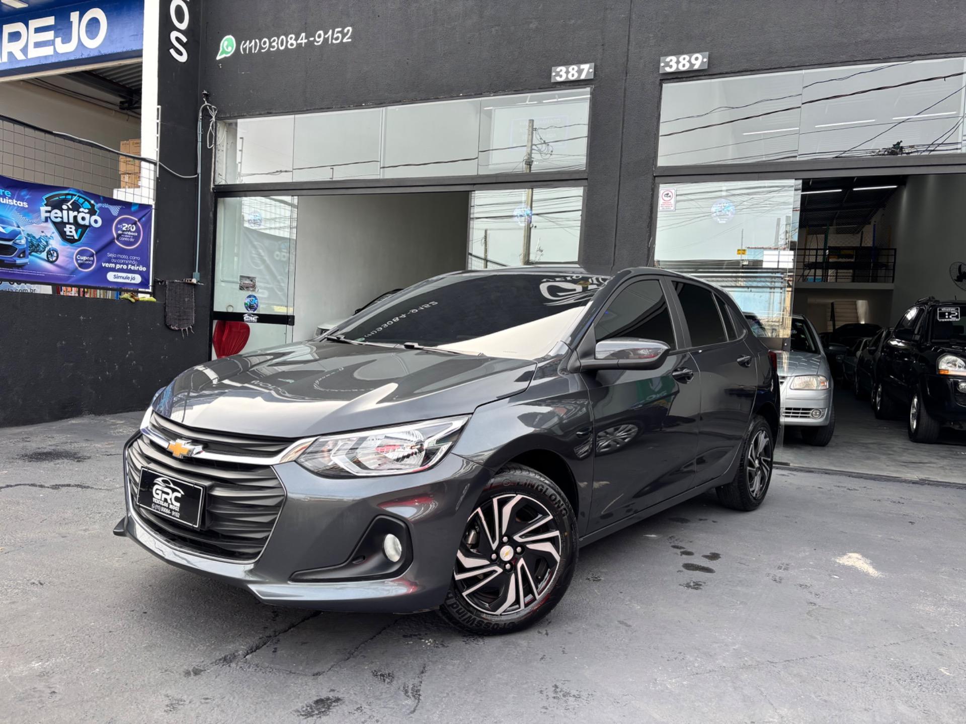 CHEVROLET Onix Hatch - Foto