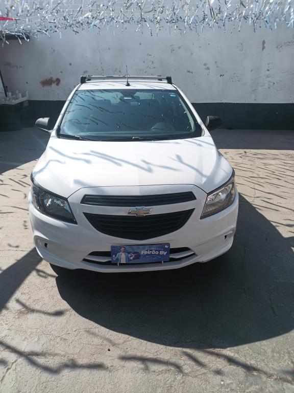 CHEVROLET Onix Hatch - Foto