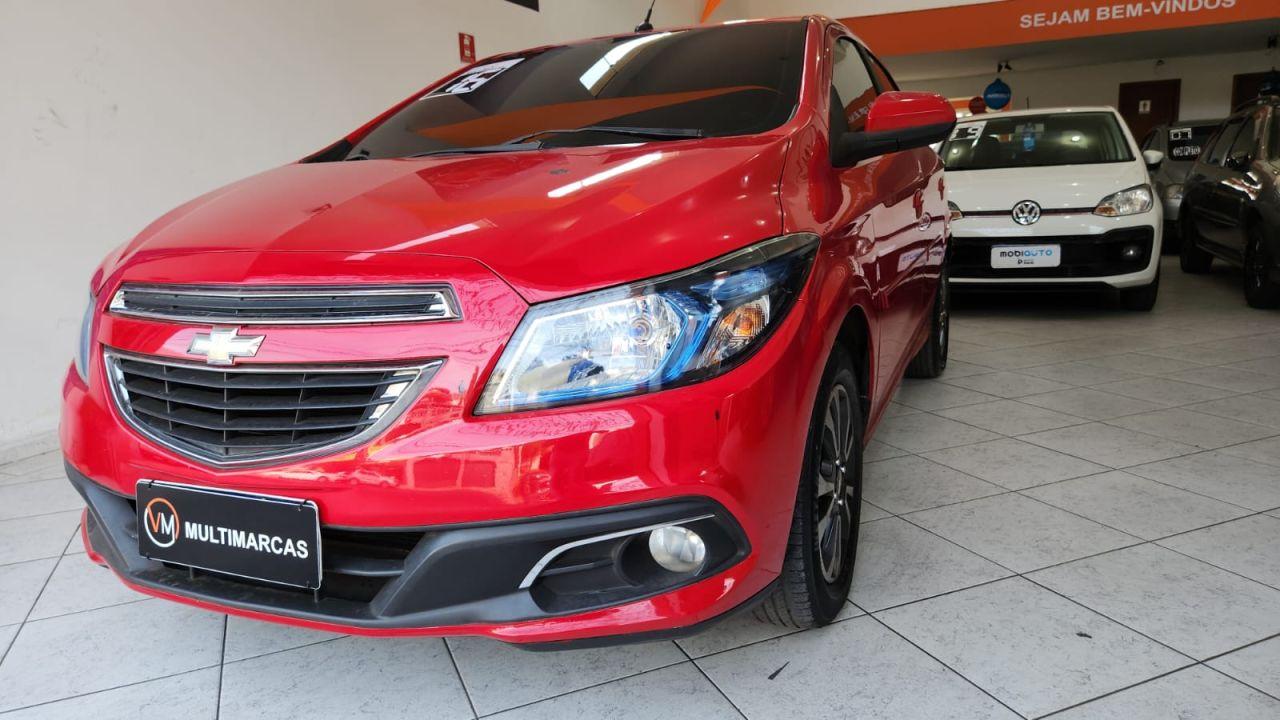 CHEVROLET Onix Hatch - Foto