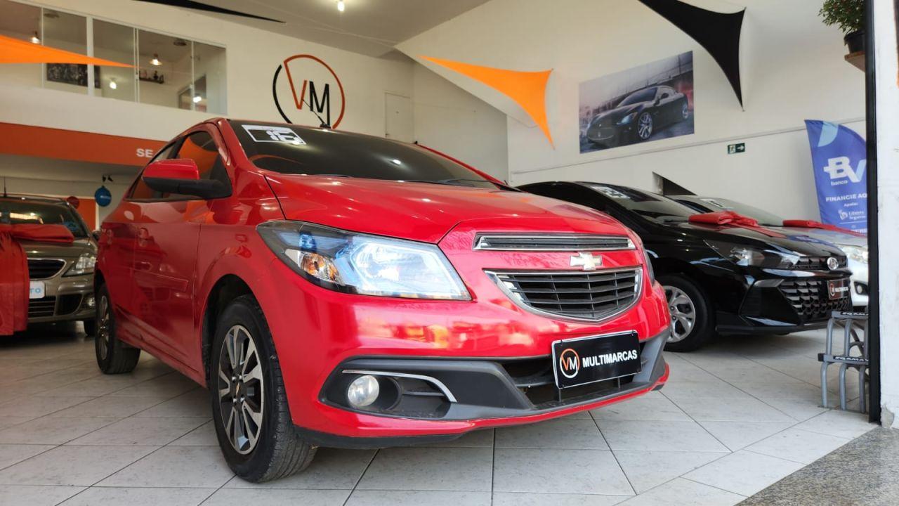 CHEVROLET Onix Hatch - Foto