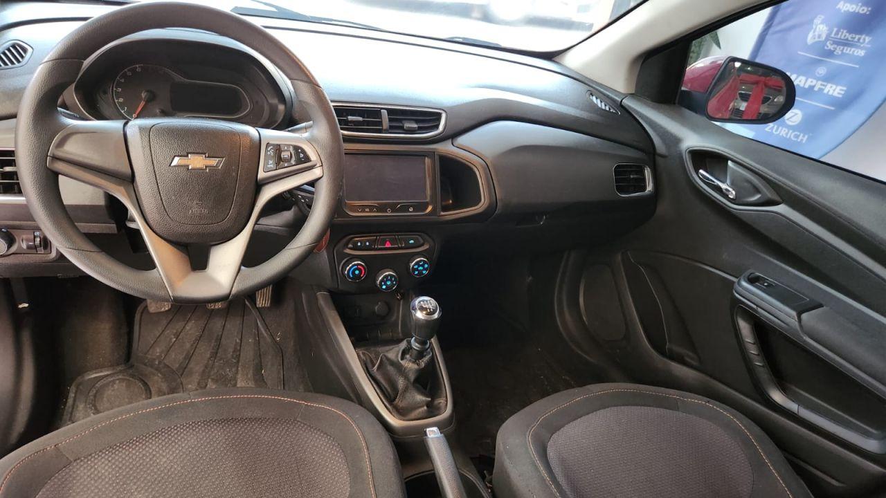 CHEVROLET Onix Hatch - Foto