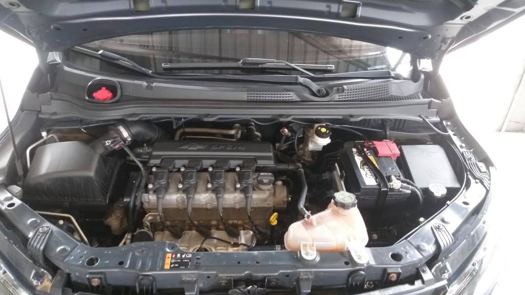 CHEVROLET Onix Hatch - Foto