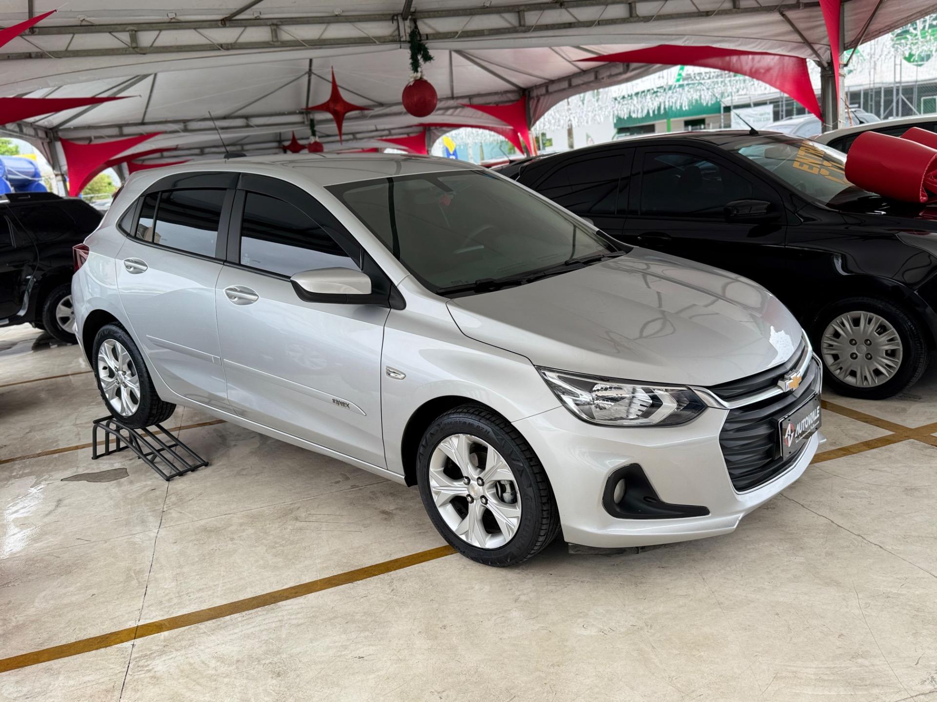 CHEVROLET Onix Hatch - Miniatura