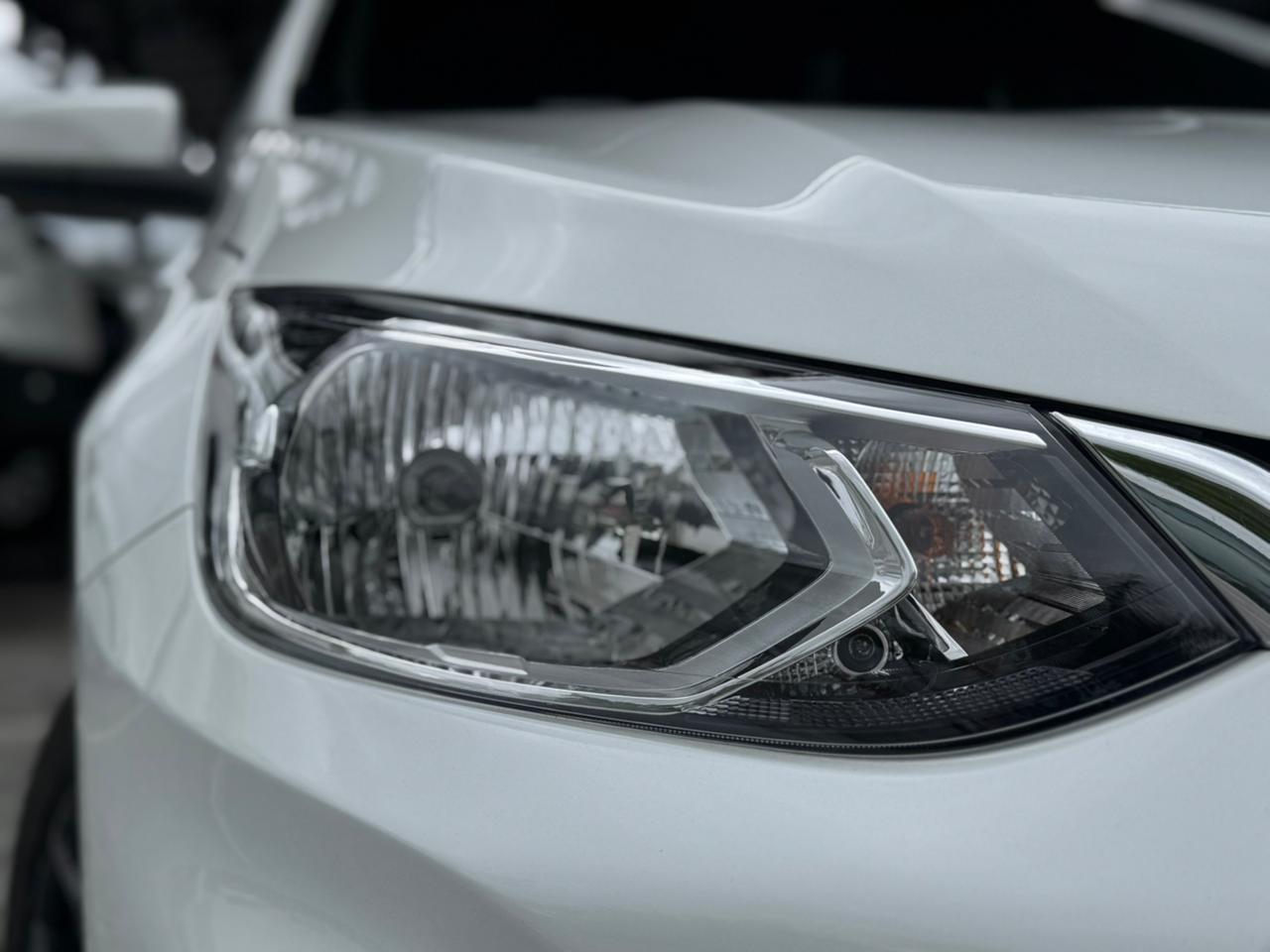 CHEVROLET Onix Hatch - Miniatura