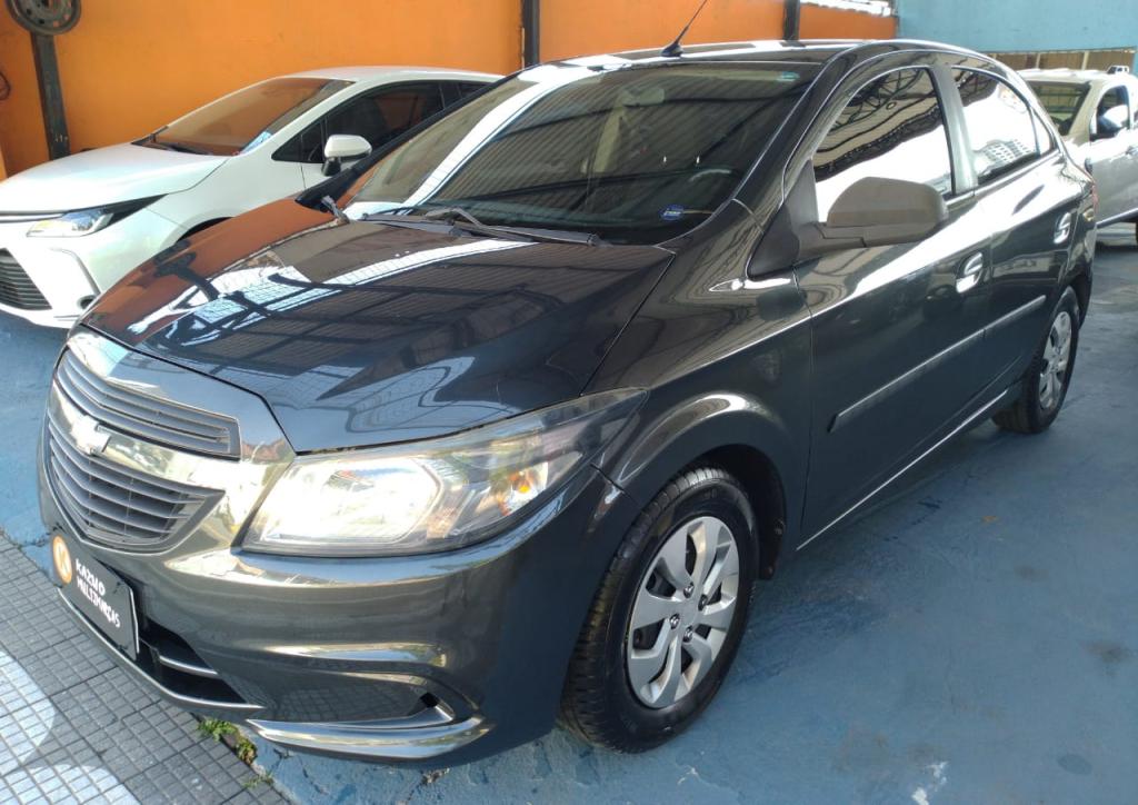 CHEVROLET Onix Hatch - Foto