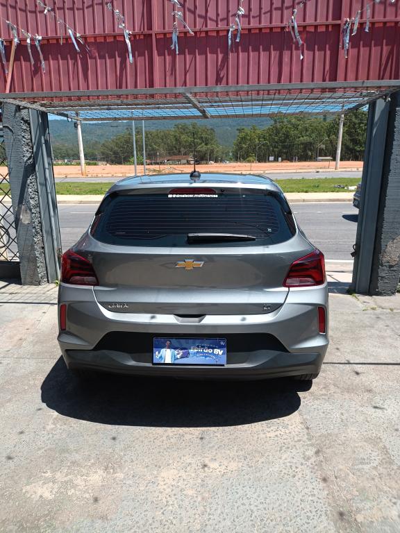 CHEVROLET Onix Hatch - Foto