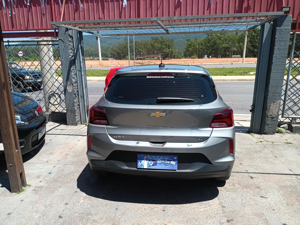CHEVROLET Onix Hatch - Foto