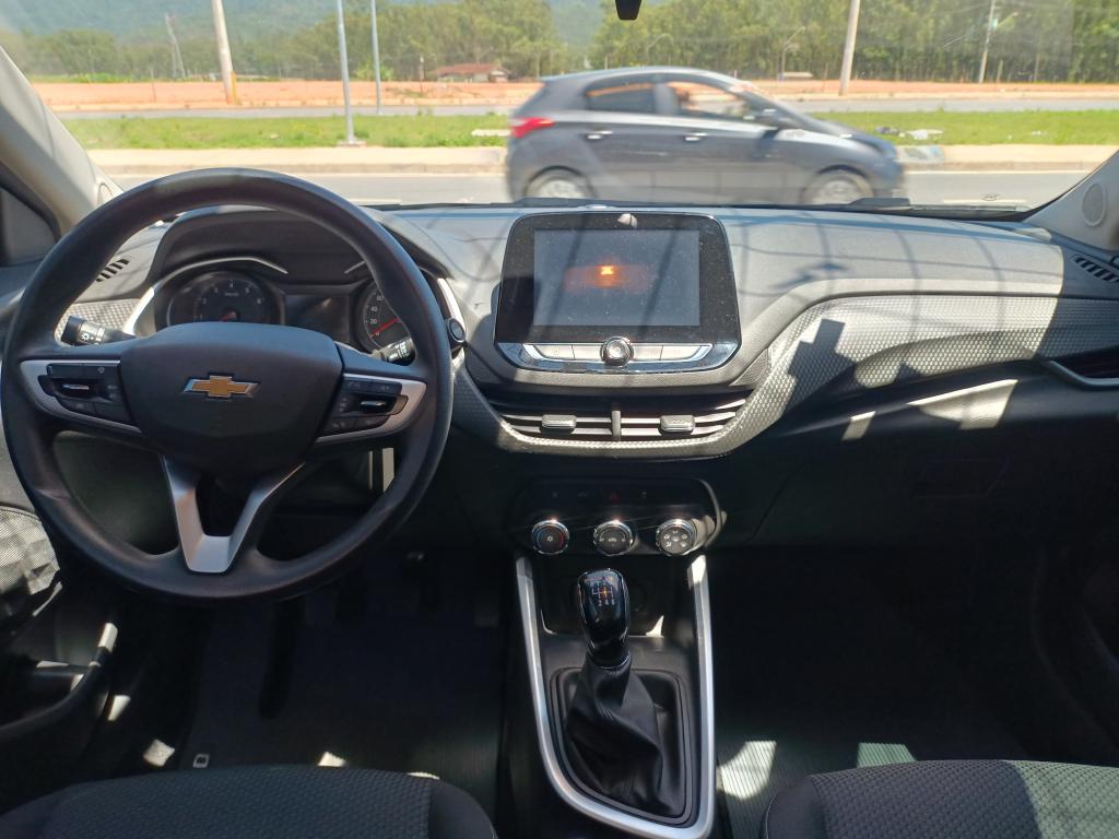 CHEVROLET Onix Hatch - Foto