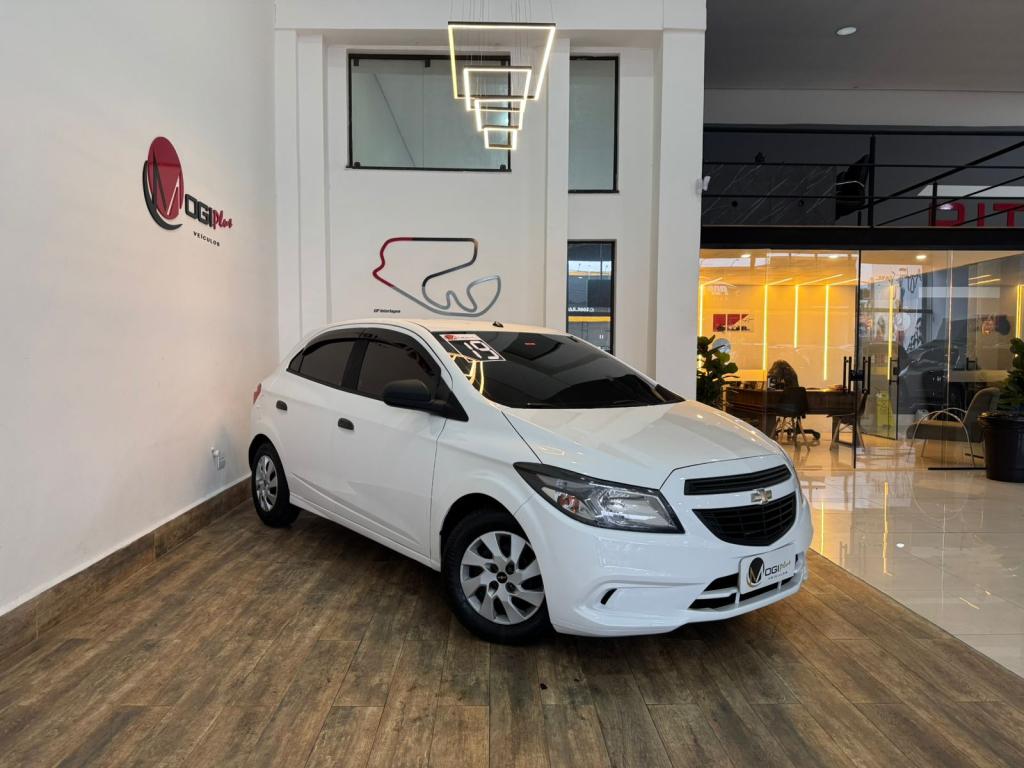 CHEVROLET Onix Hatch