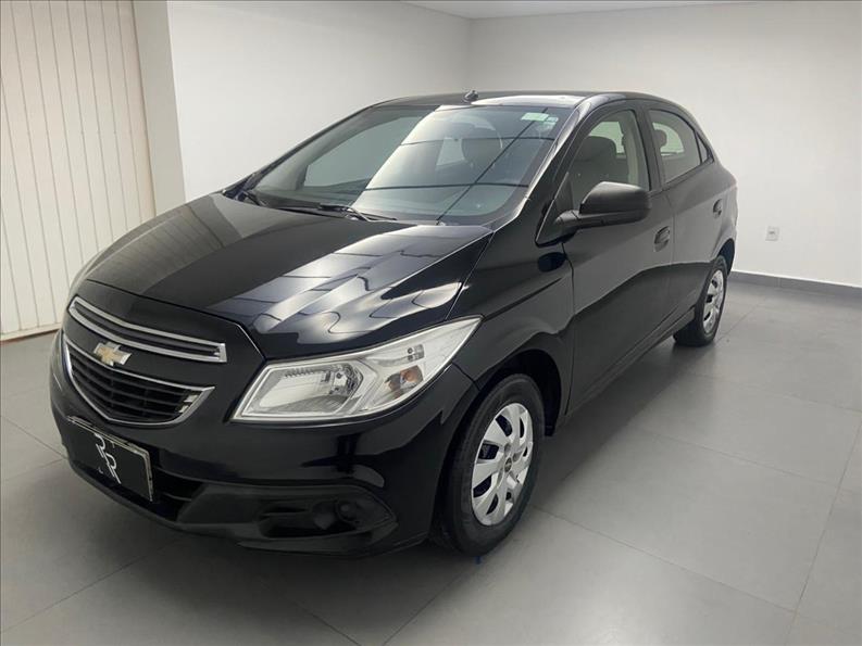 CHEVROLET Onix Hatch - Foto