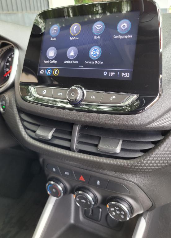 CHEVROLET Onix Hatch - Foto