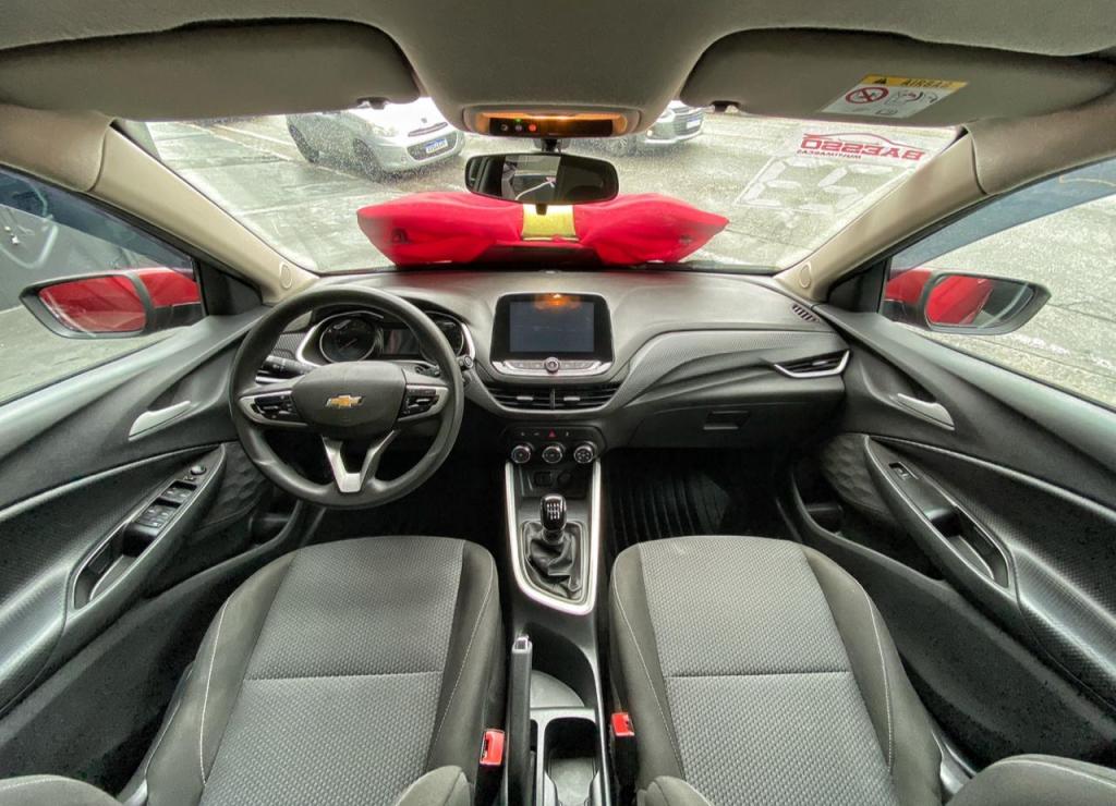 CHEVROLET Onix Hatch - Foto