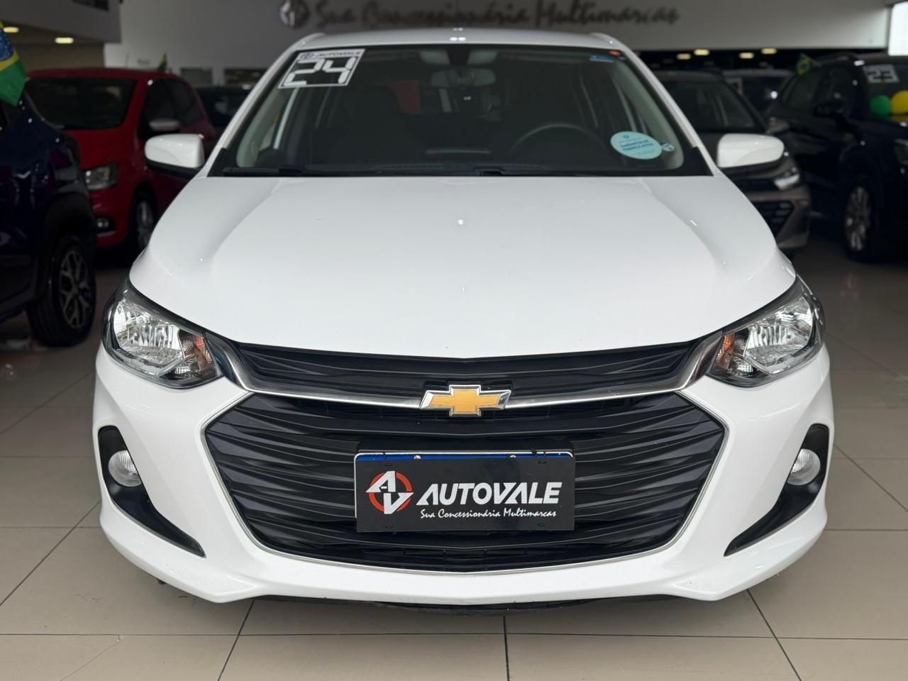 CHEVROLET Onix Hatch - Foto
